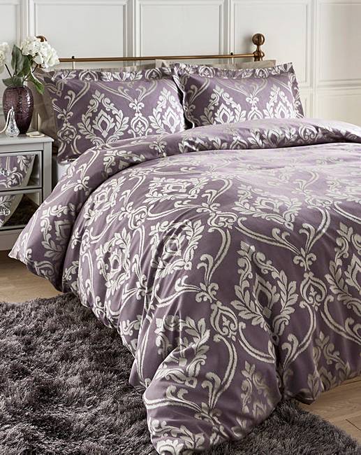 Baroque Jacqaurd Mauve Duvet Cover Set J D Williams