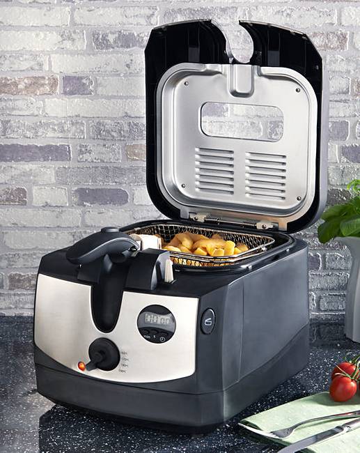 Russell Hobbs Digital Deep Fat Fryer Premier Man