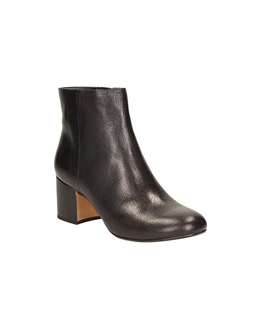 Clarks Barley Clarks Barley