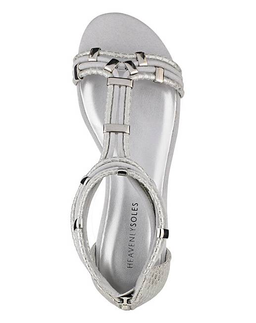 simply be sandals