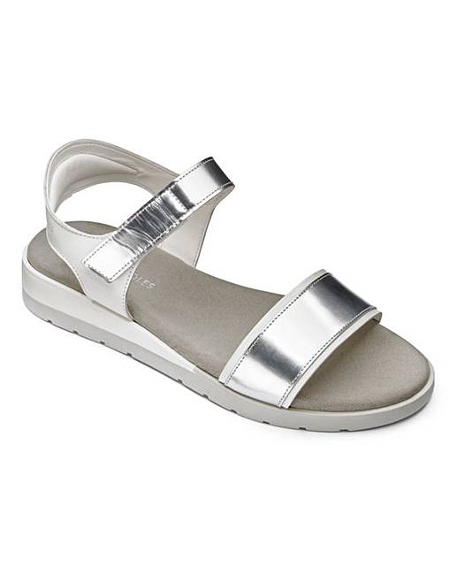 JD Williams_Summer Shoe Style Tips_Festival Fashion