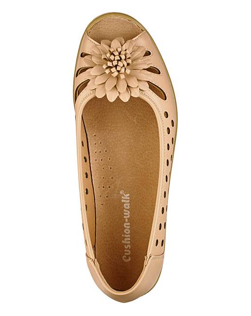 fifty plus cushion walk shoes