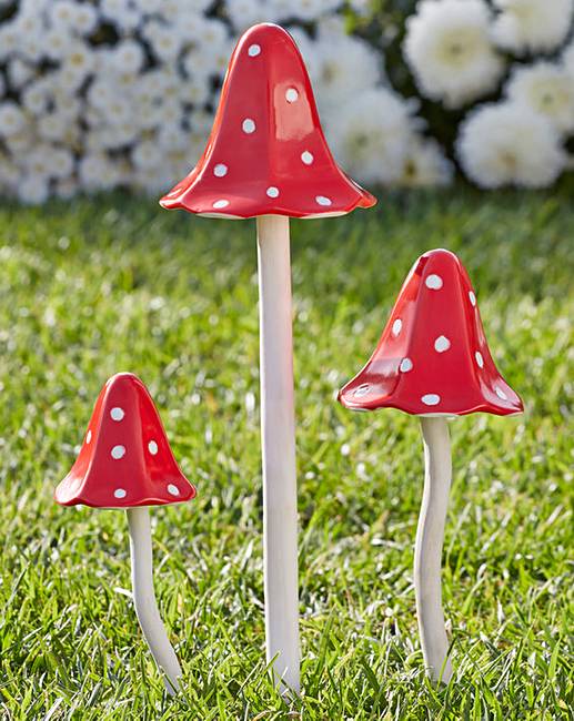 Set Of Three Mushroom Windchimes J D Williams Set Of Three Mushroom Windchimes
