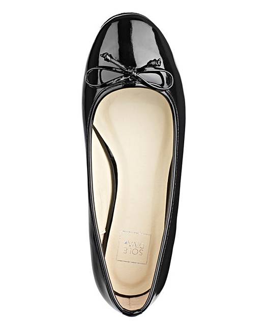 sole diva flats