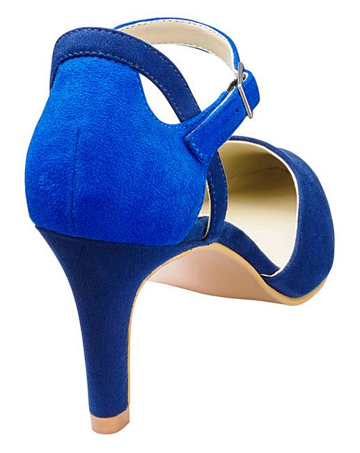 eee court shoes