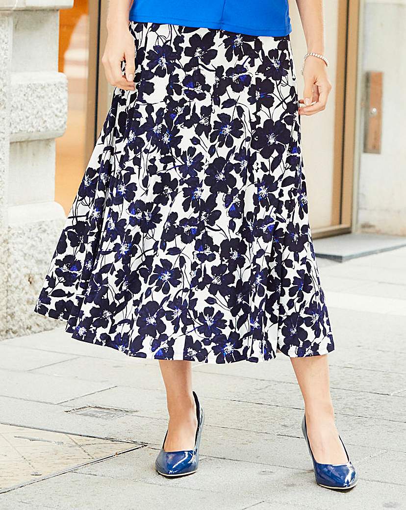 Nightingales Print ITY Skirt 32in at JD Williams Catalogue Nightingales Print ITY Skirt 32in.