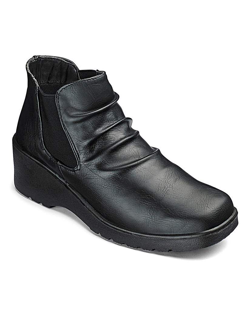 Cushion Walk Ankle Boots D Fit