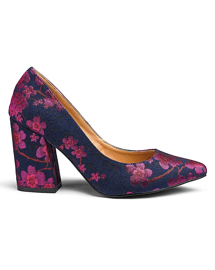 Sole Diva Amelia Court Shoe E Fit Sole Diva Amelia Court Shoe E Fit