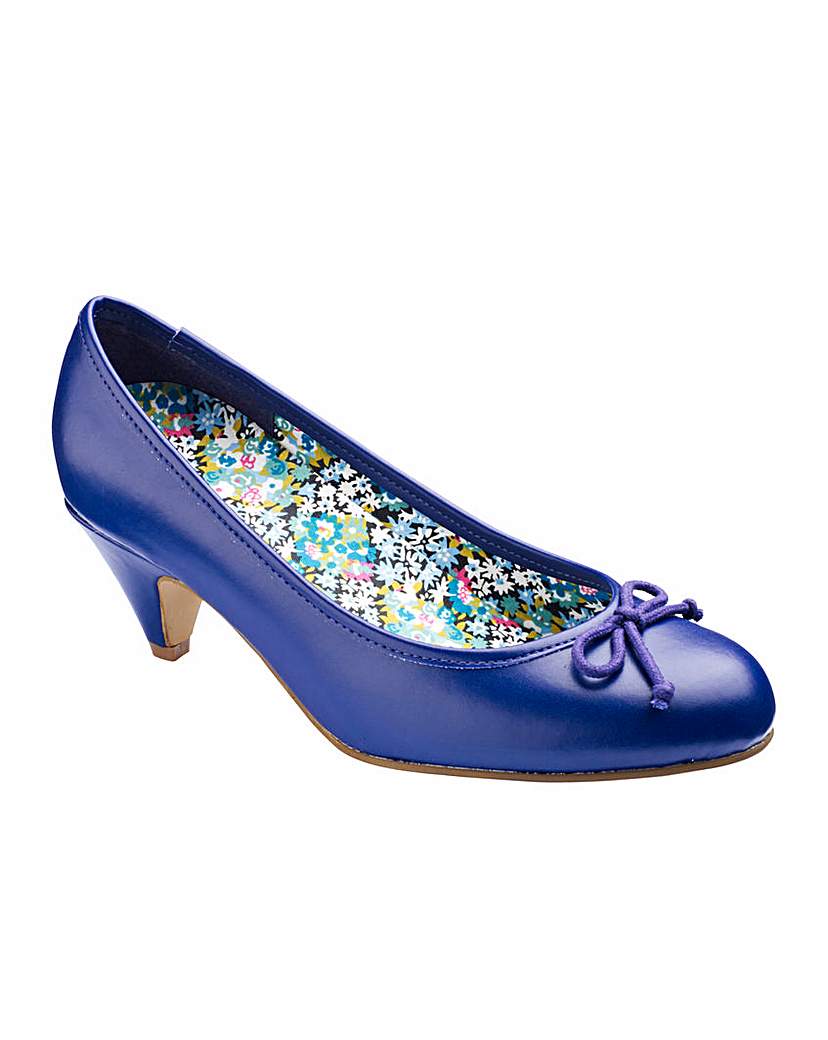 eee court shoes