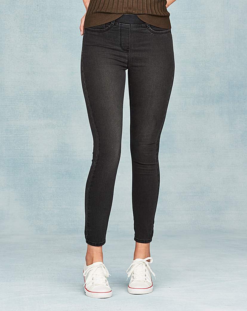 Amber Pull-On Skinny Jeggings Short Amber Pull-On Skinny Jeggings Short