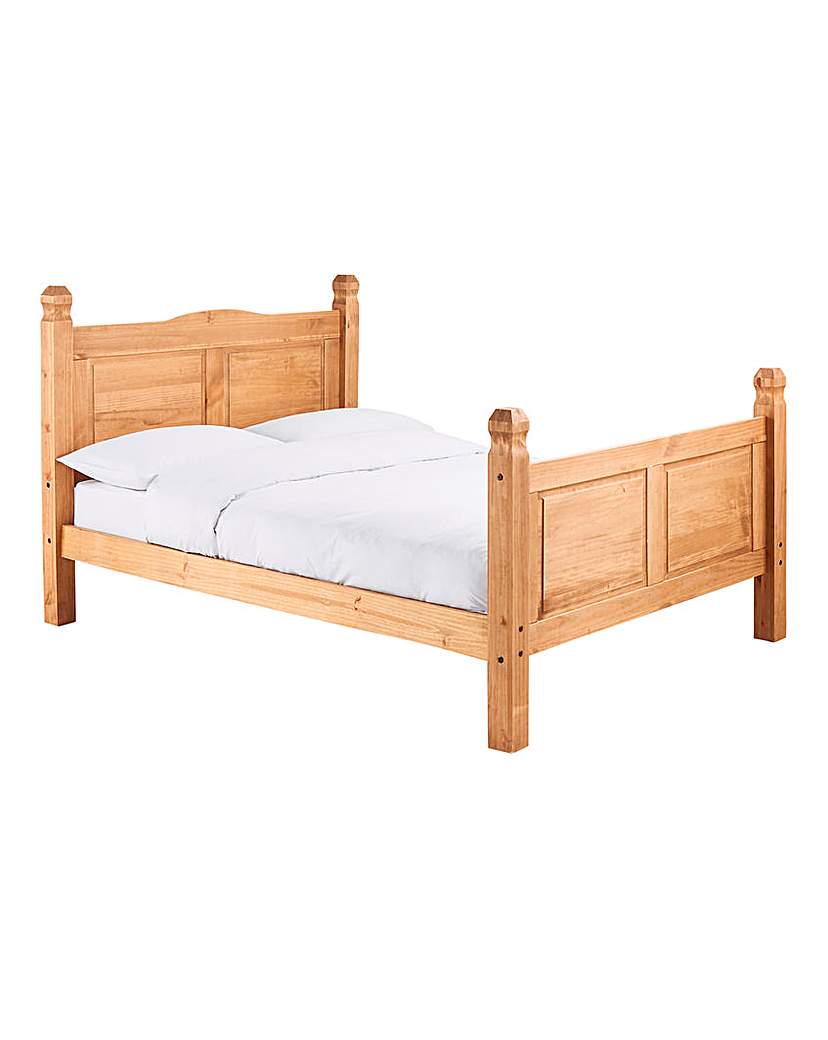 Corona Solid Pine King Bed and Quilted Corona Solid Pine King Bed and Quilted