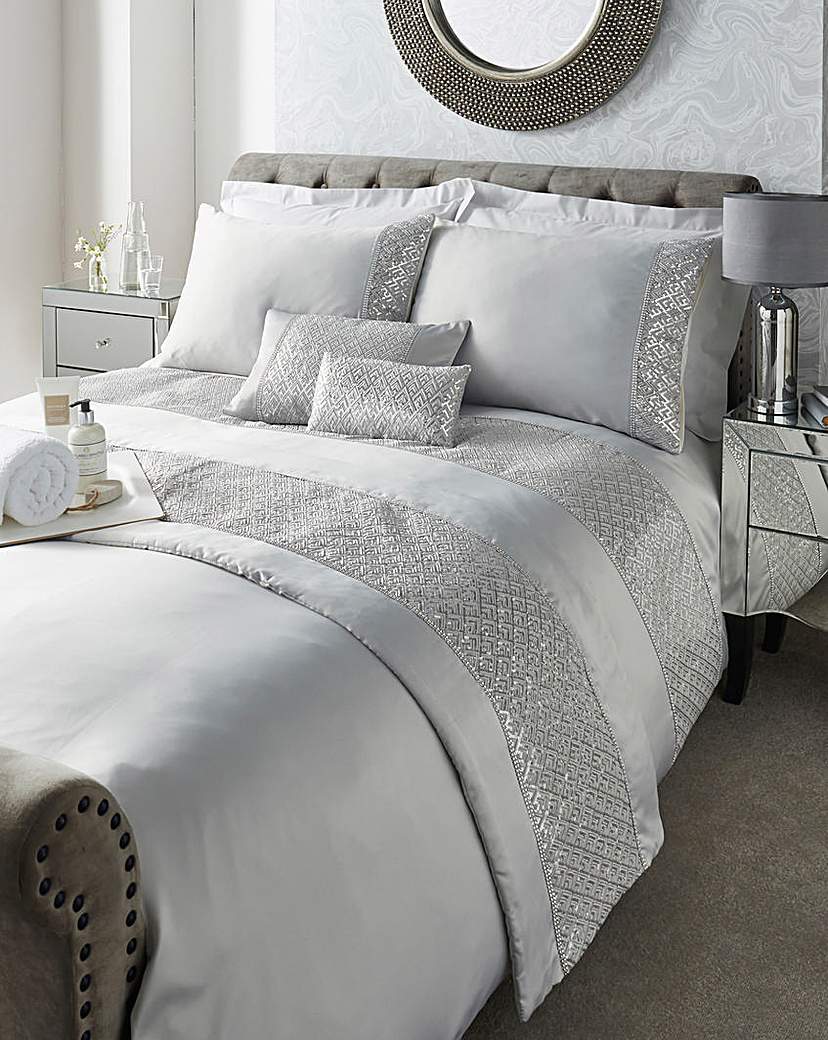 Shimmer Embellished Duvet Cover Set Shimmer Embellished Duvet Cover Set