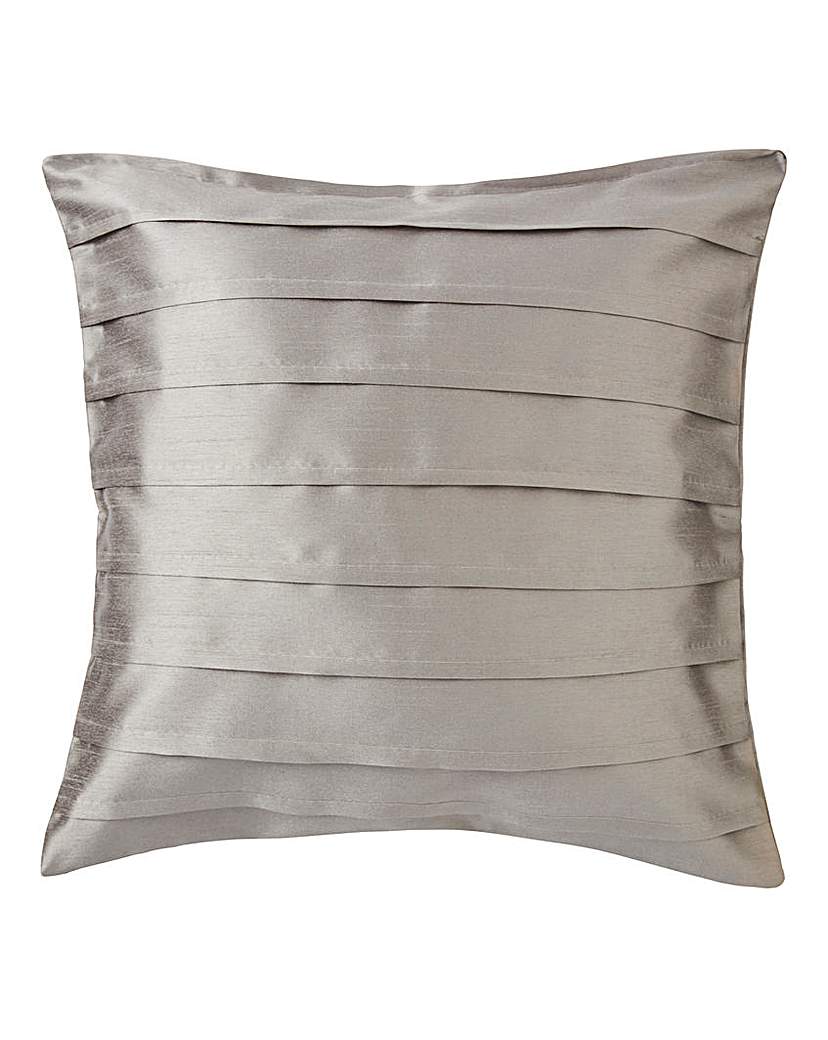 Faux Silk Pleated Filled Cushion Faux Silk Pleated Filled Cushion