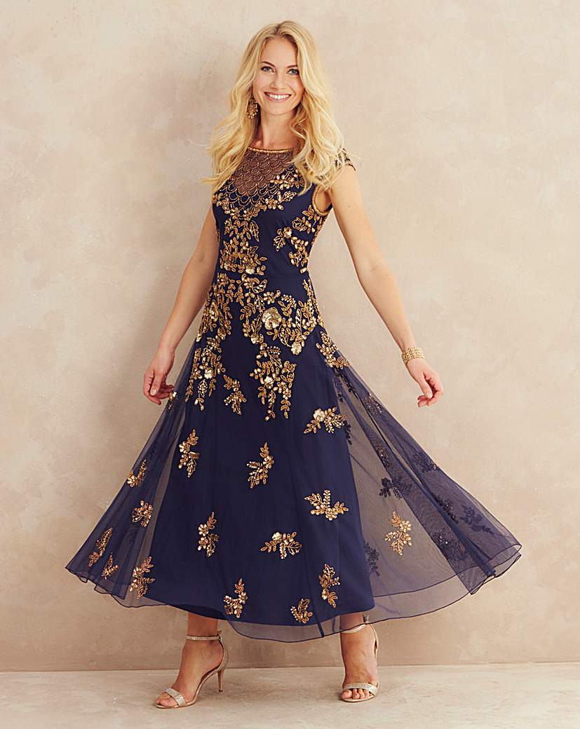 Find Downton Abbey Style Dresses in the UK