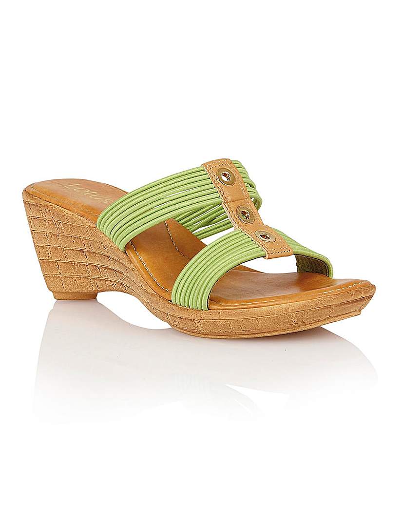 lotus sandals size 3