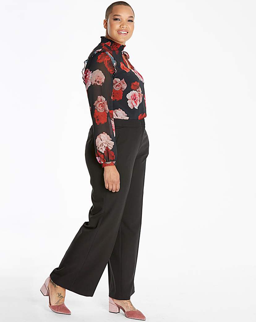 Tailored Wide Leg Trousers Short Tailored Wide Leg Trousers Short