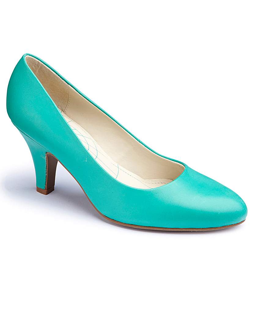 eee court shoes