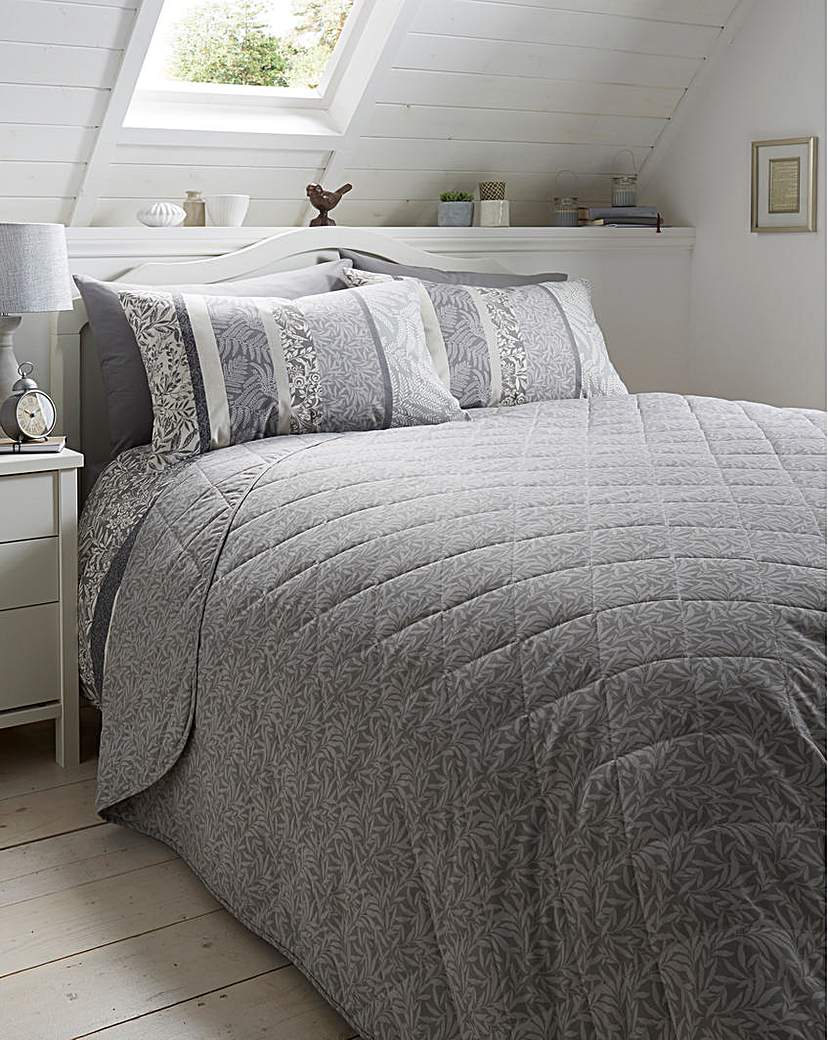 Hanworth Quilted Throwover Hanworth Quilted Throwover