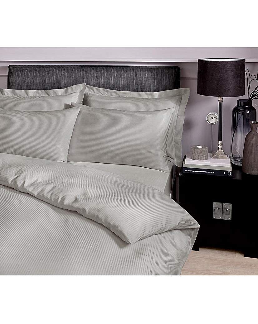 Satin Stripe Fitted Sheets Satin Stripe Fitted Sheets