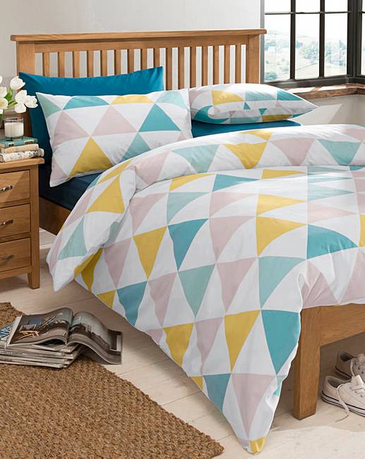 Triangle Geometric Duvet Cover Set J D Williams Triangle Geometric Duvet Cover Set