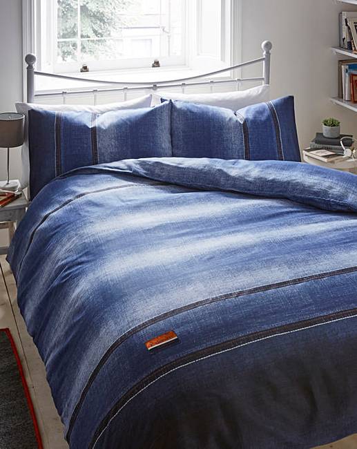 Denim Duvet Denim bedding makes a unique addition to one of the coziest rooms of the house. With bold colors and soft, smooth fabrics, denim bedding is the perfect cross between both softness and hardness. Lauren by Ralph Lauren offers a collection of bedding for those people who are university bound.