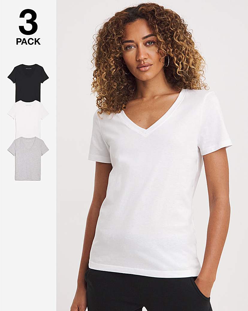 The V Neck Pack