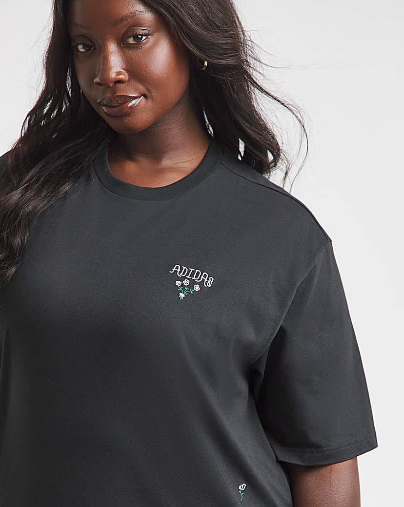 adidas Oversized T-Shirt