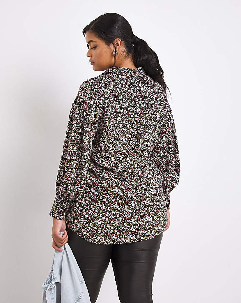 Floral Long Sleeve Dipped Back Shirt
