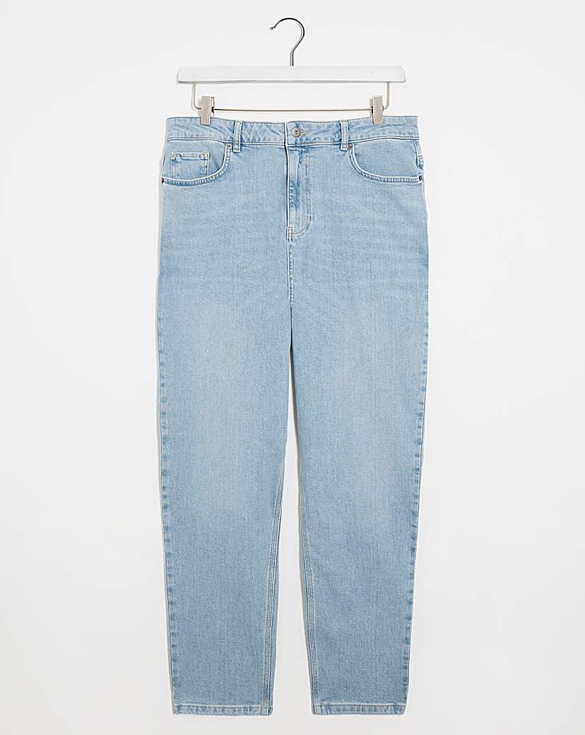 Premium Bleachwash Loose Taper Fit Jean