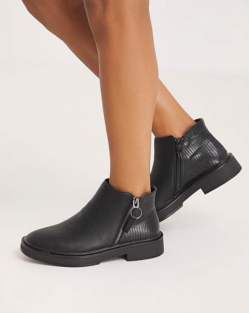 Outside Zip Flat Ankle Boots Wide