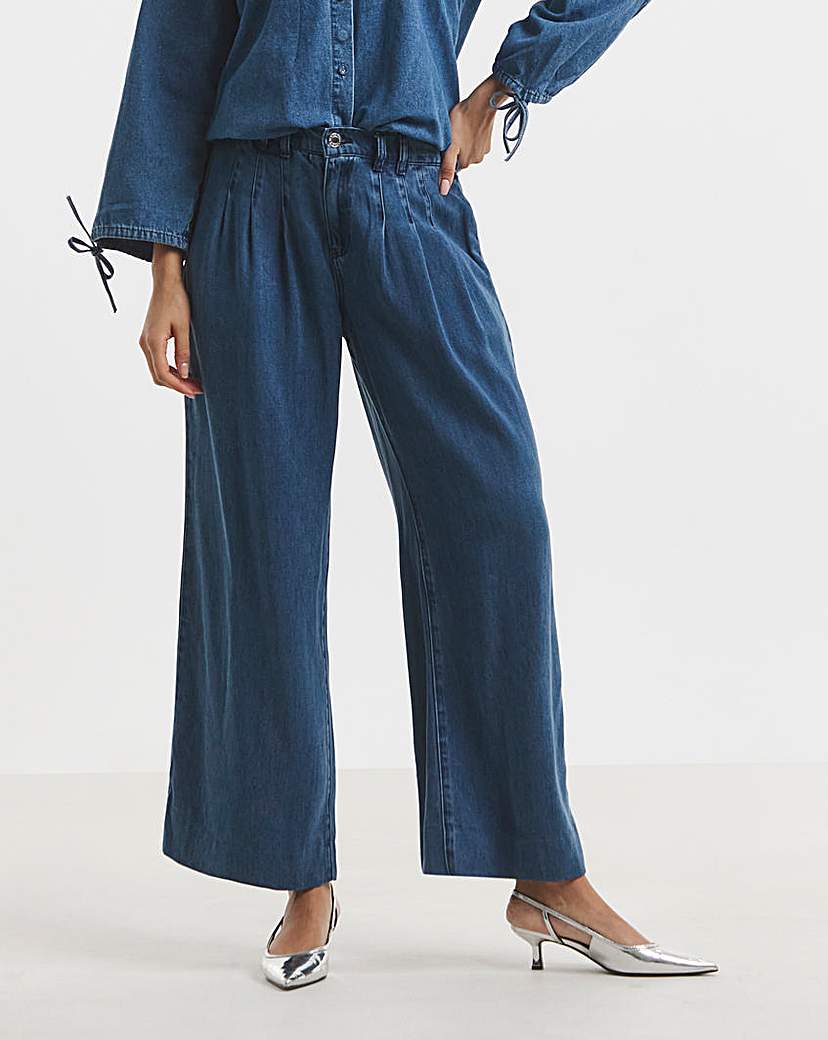 Mid Blue Pleat Detail Wide Leg Jeans