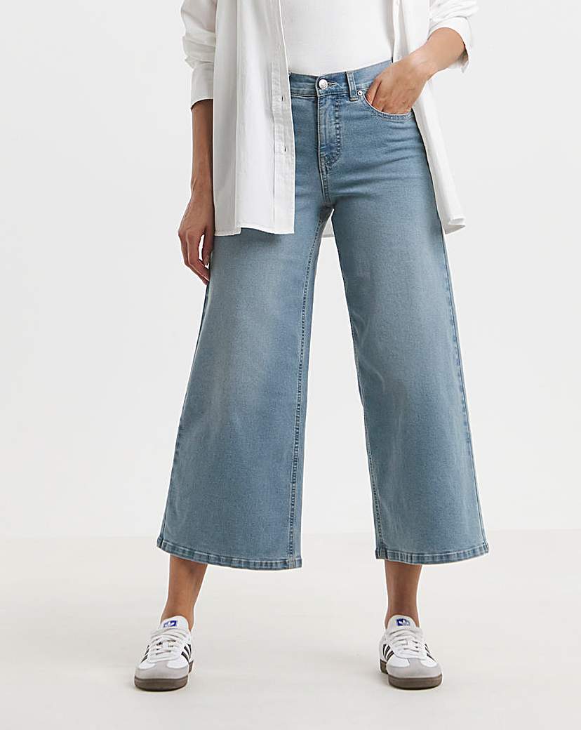 Mid Wash 24/7 Cropped Wide Leg Jeans