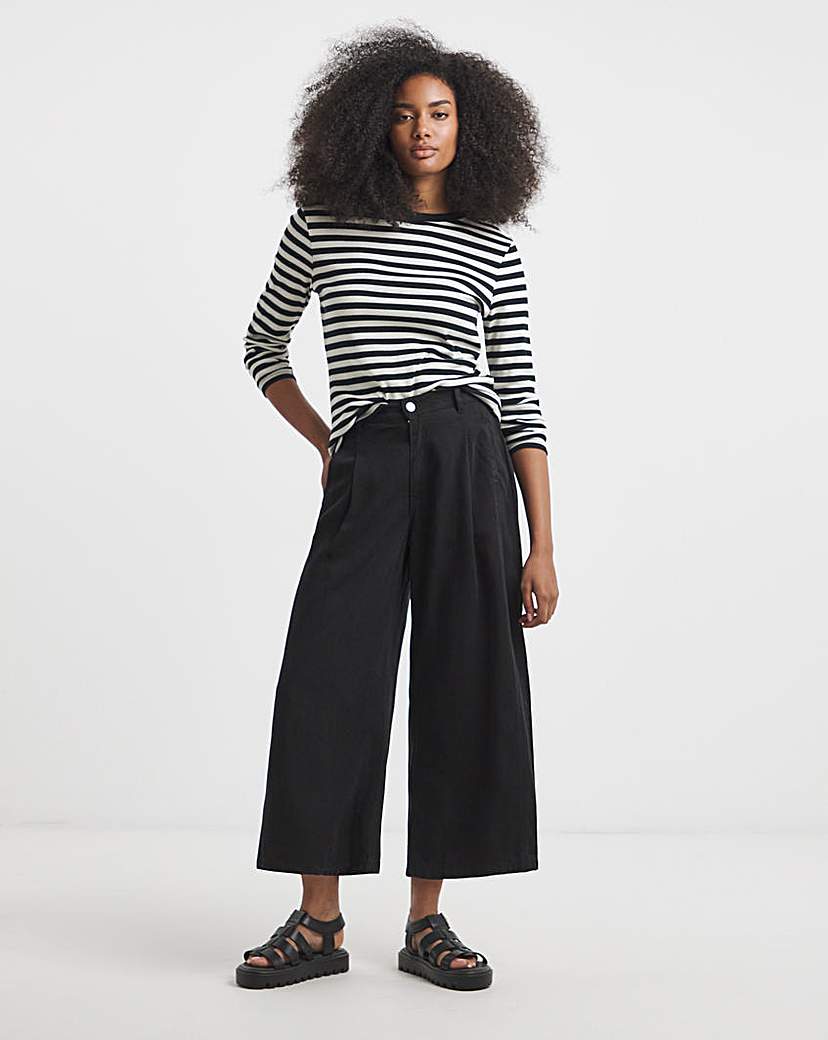 Black Crop Wide Leg Jeans