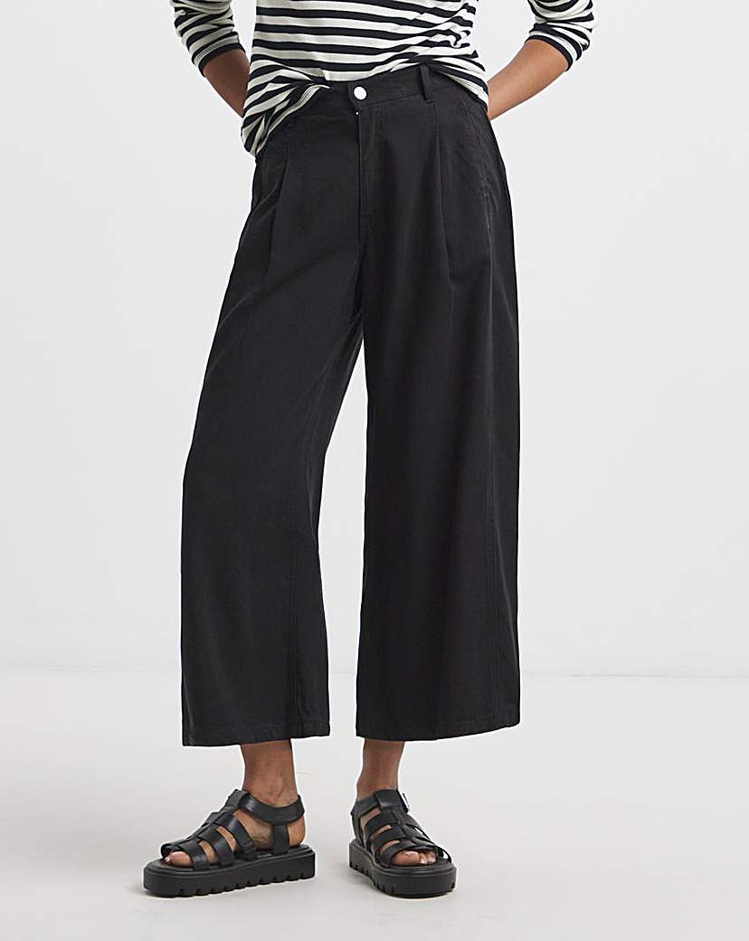 Black Crop Wide Leg Jeans
