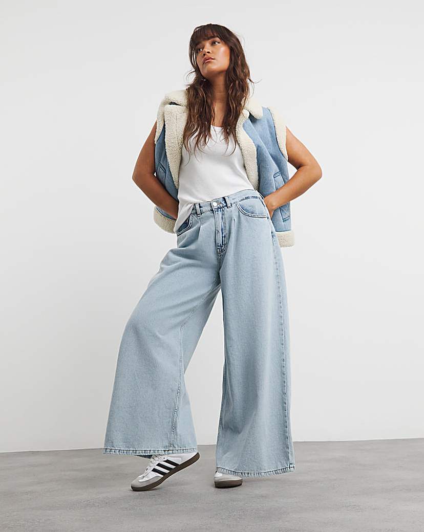 Light Wash Borg Lined Denim Gilet