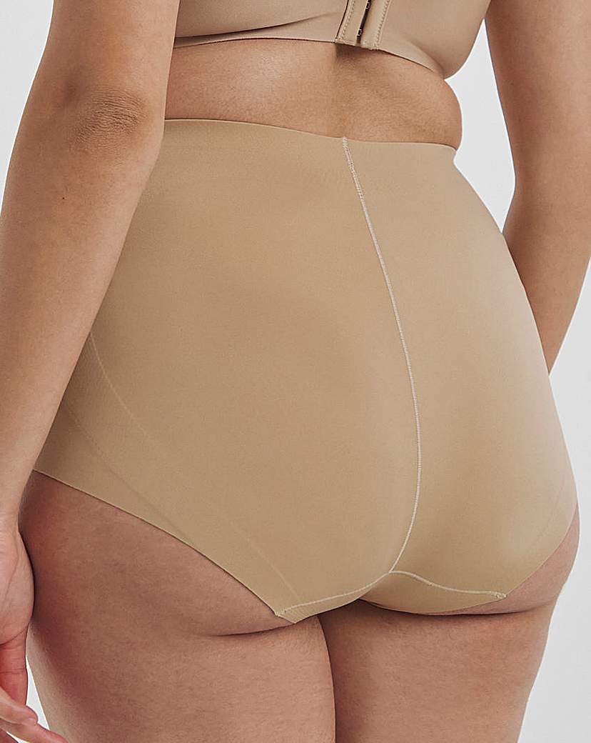 MAGISCULPT Smoothing Shapewear Brief