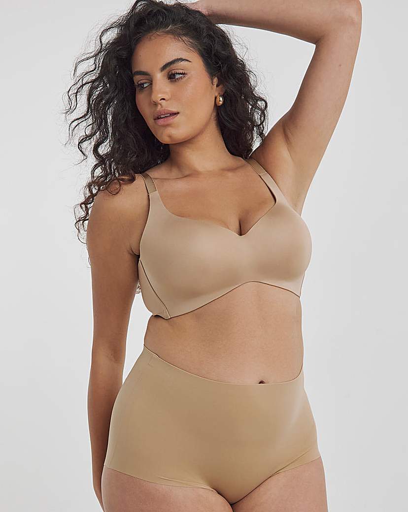 New In - Magisculpt Smoothing Shapewear Brief