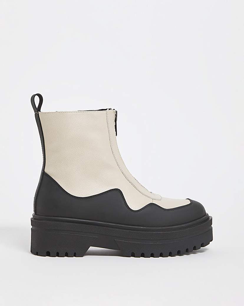 Flatform Zip Ankle Boots Wide