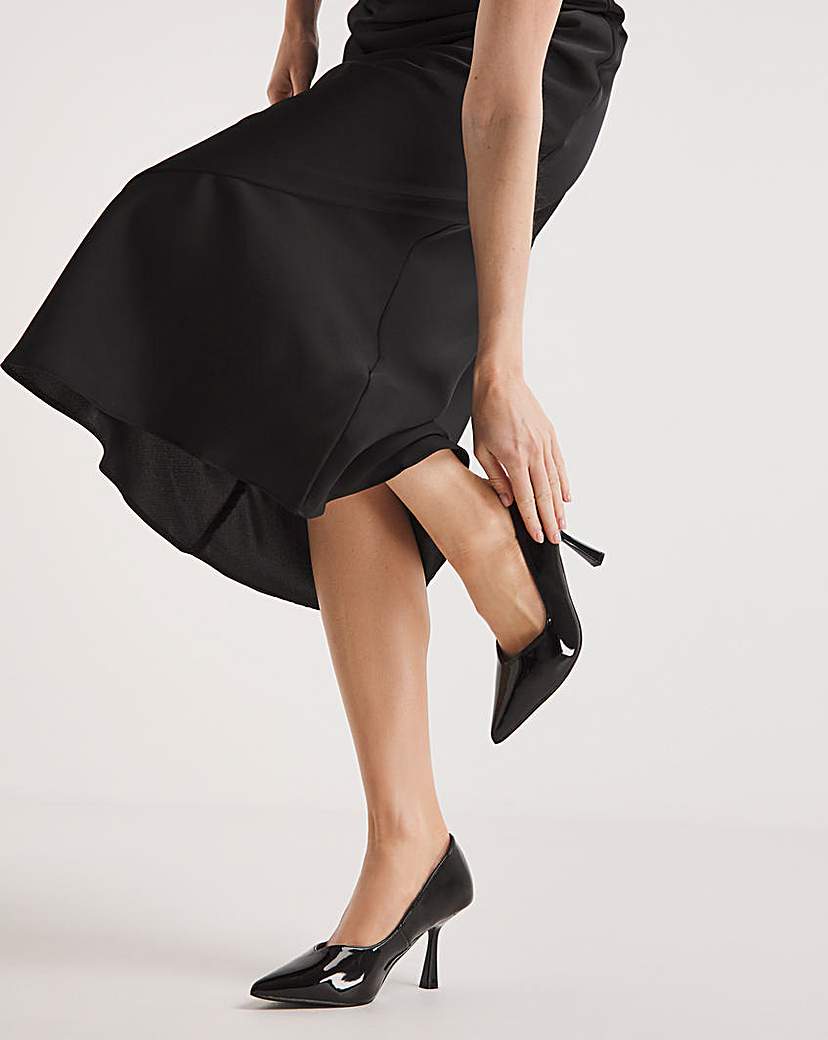 Sweetheart Cut Heeled Shoes Wide