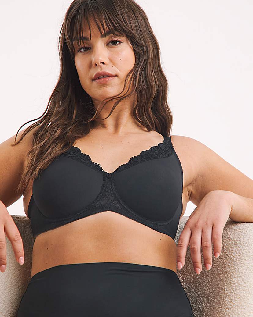 Triumph Amourette Minimiser Bra Black