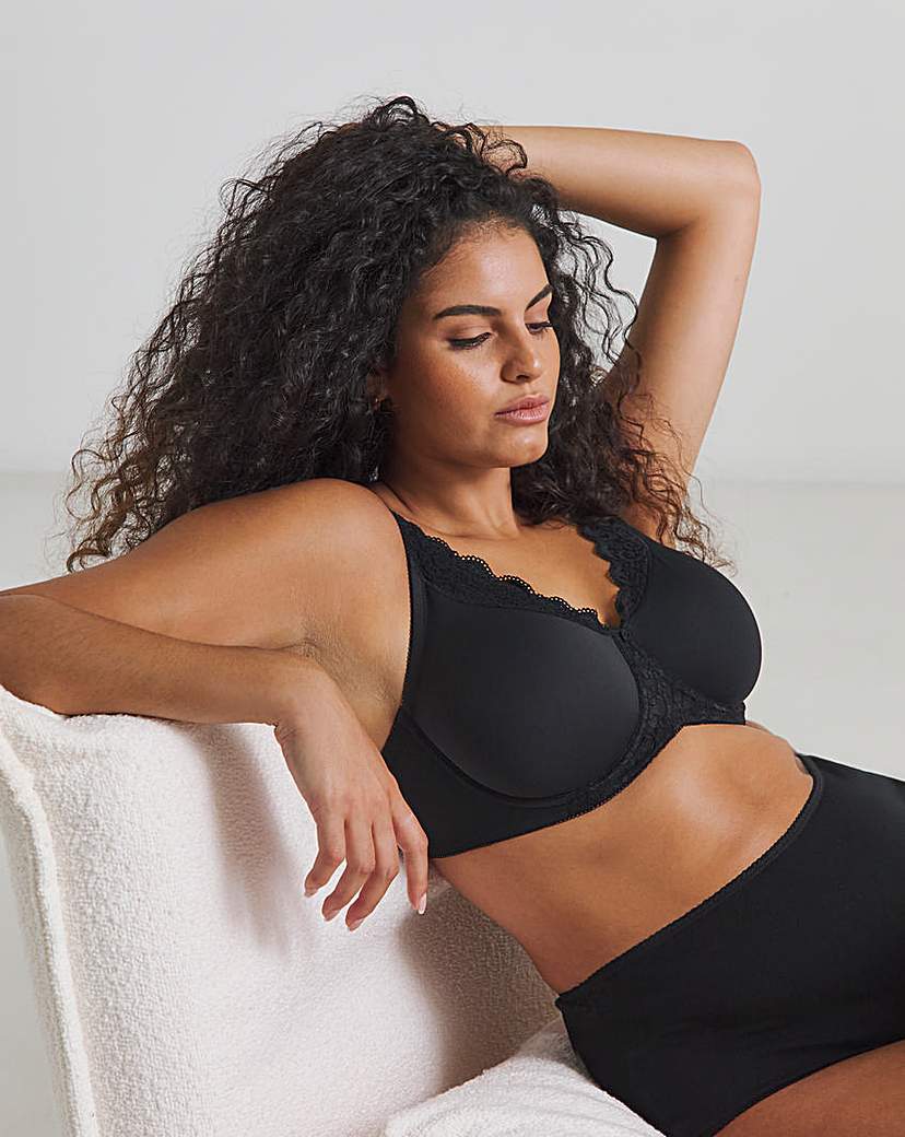 Triumph Amourette Minimiser Bra Black
