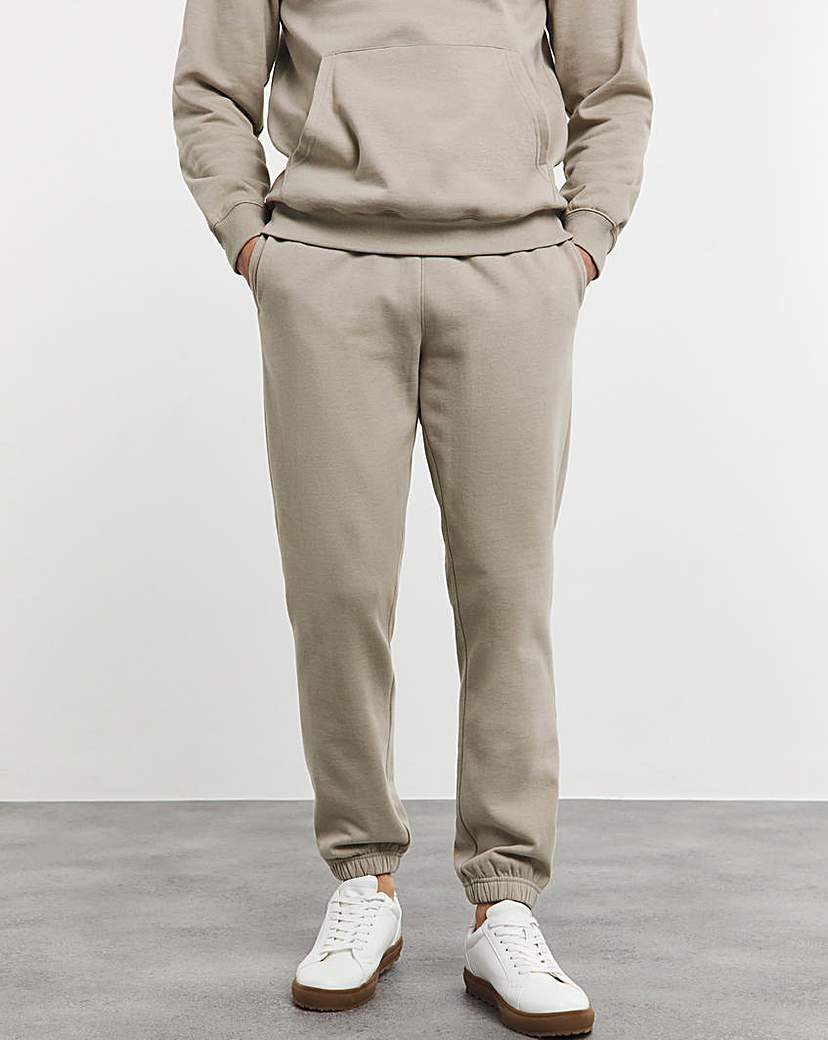 Relaxed Fit Cuffed Joggers
