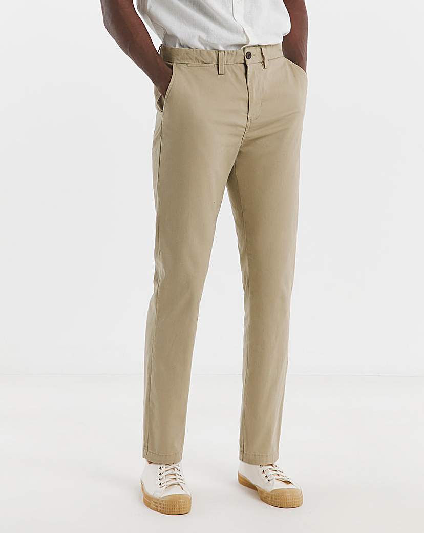Tapered Fit Chino
