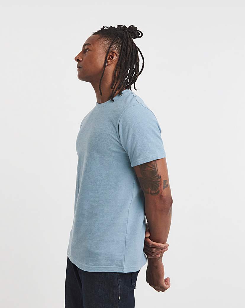 New In - Textured Crew Neck T-Shirt-Blue