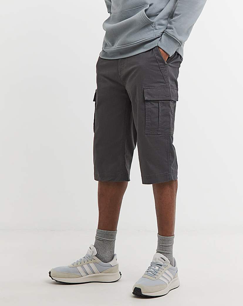 New In - 3/4 Length Twill Cargo Short