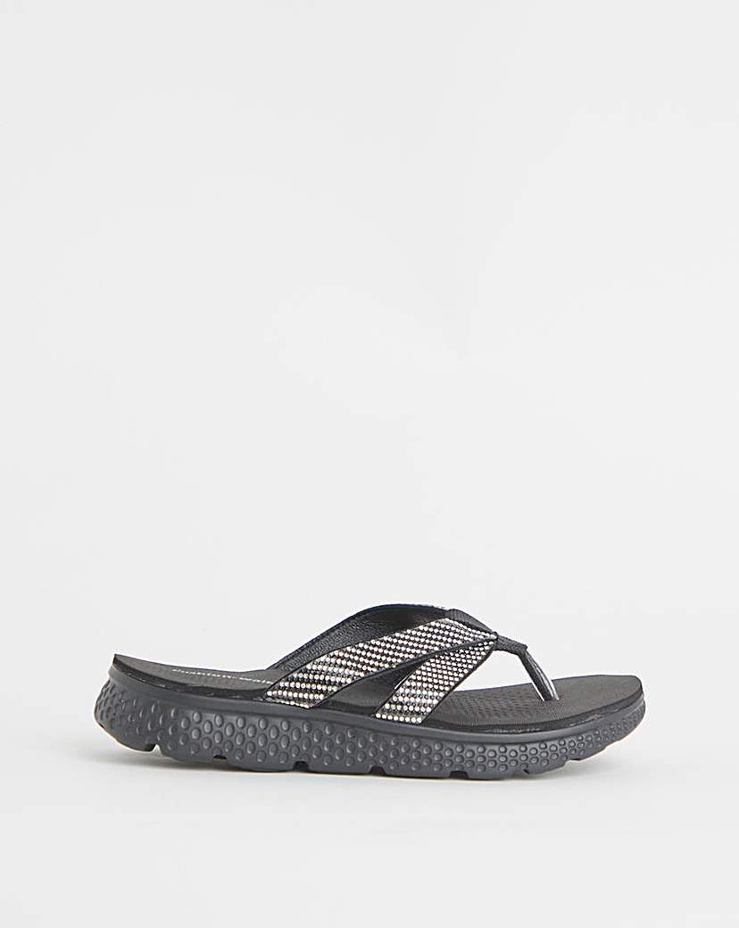 New In - Cushion Walk Sandals E Fit