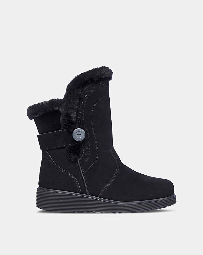 New In - Skechers Keepsake Wedged Boots E Fit