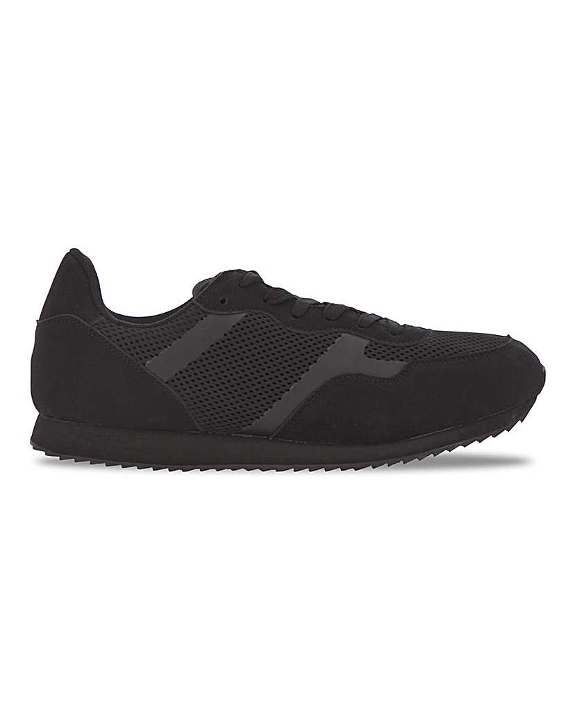 Mesh Trainer Wide Fit