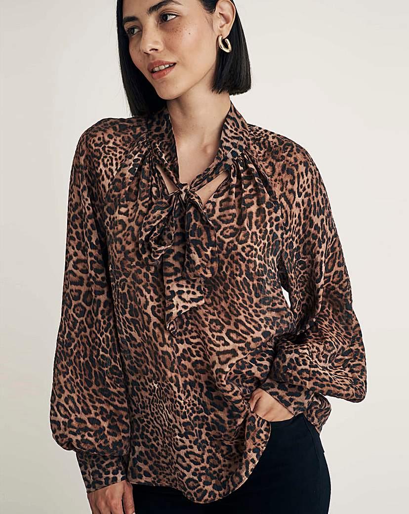 New In - Nobody's Child Goldie Leopard Blouse