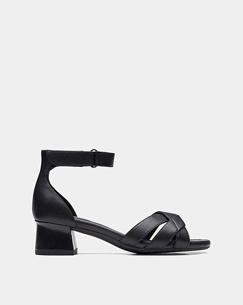 Clarks Desirae Lily Leather Sandals